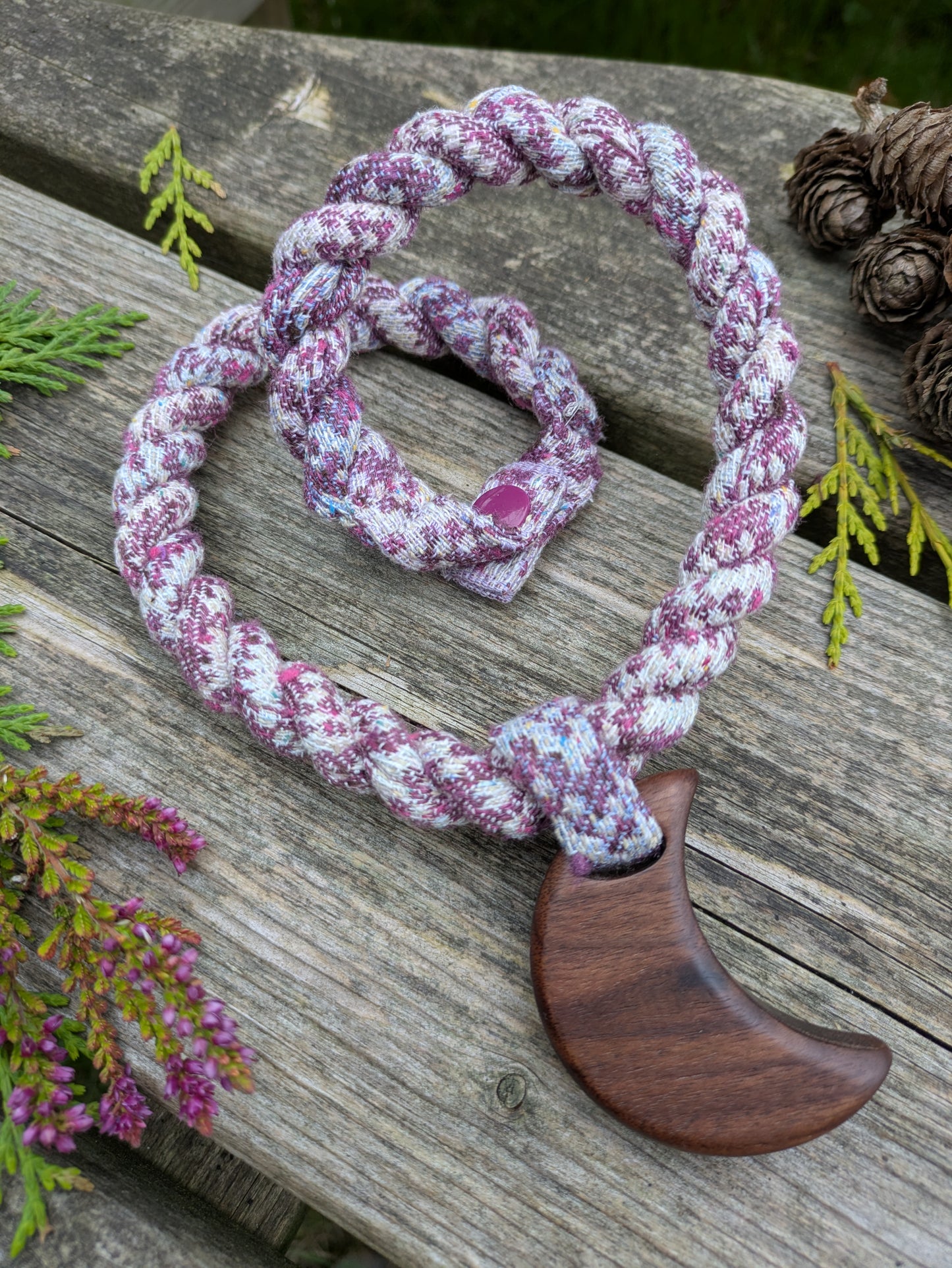 Slingamebobs Necklace with Pendant