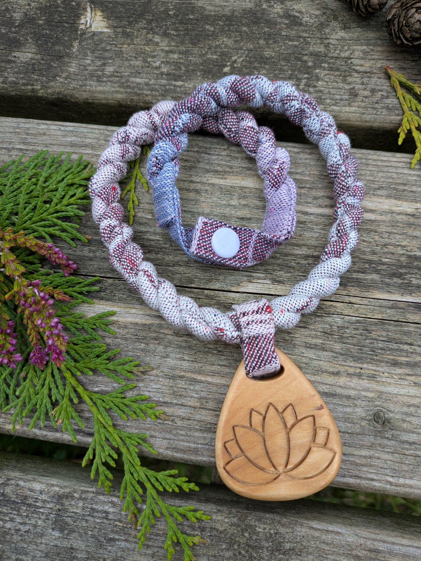 Slingamebobs Necklace with Pendant
