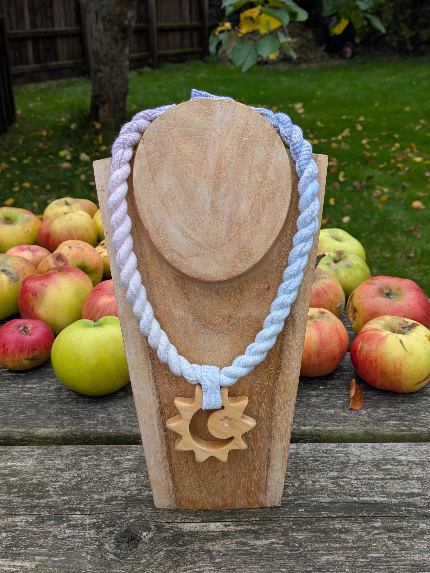 Slingamebobs Necklace with Pendant