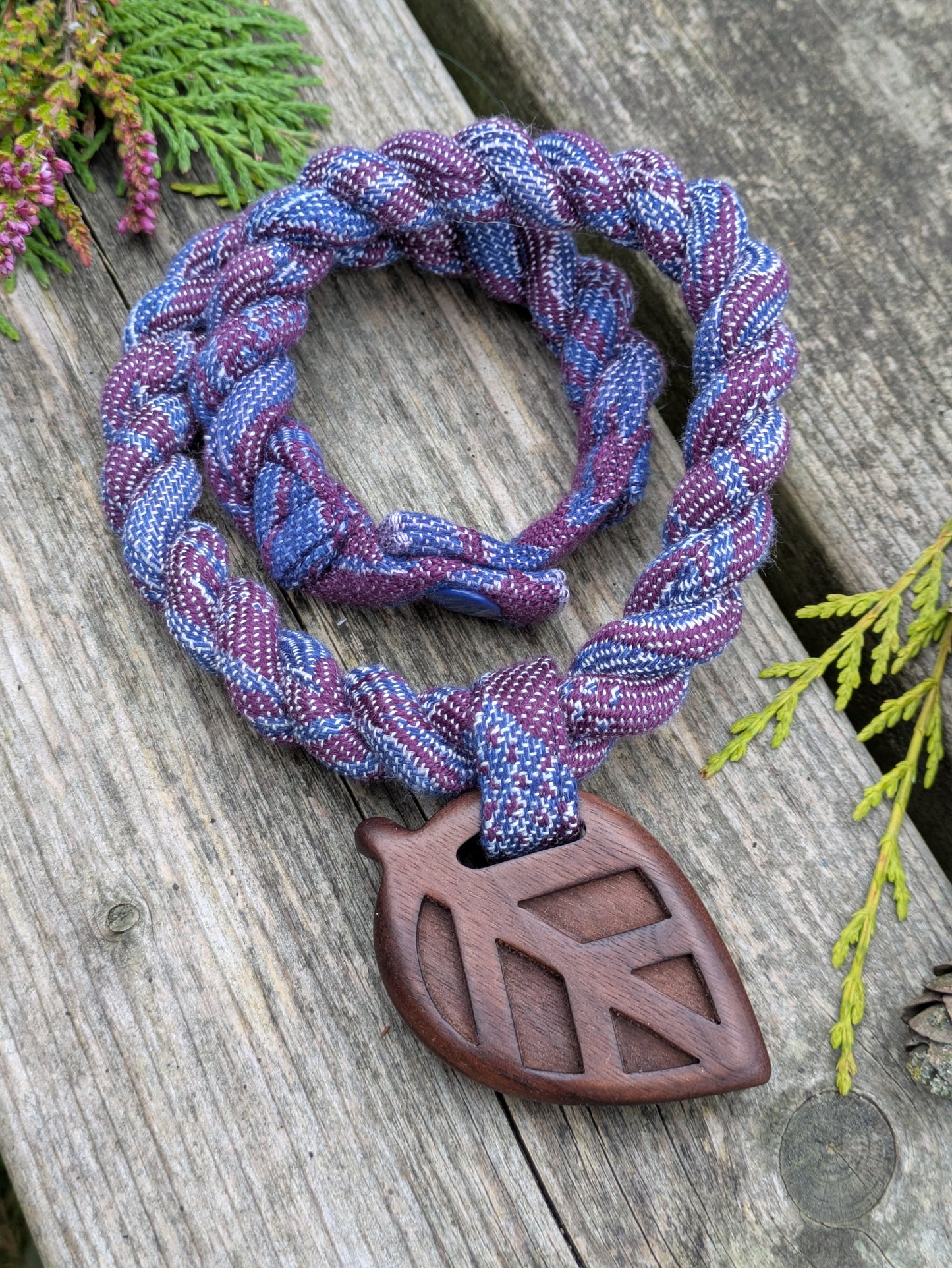 Slingamebobs Necklace with Pendant