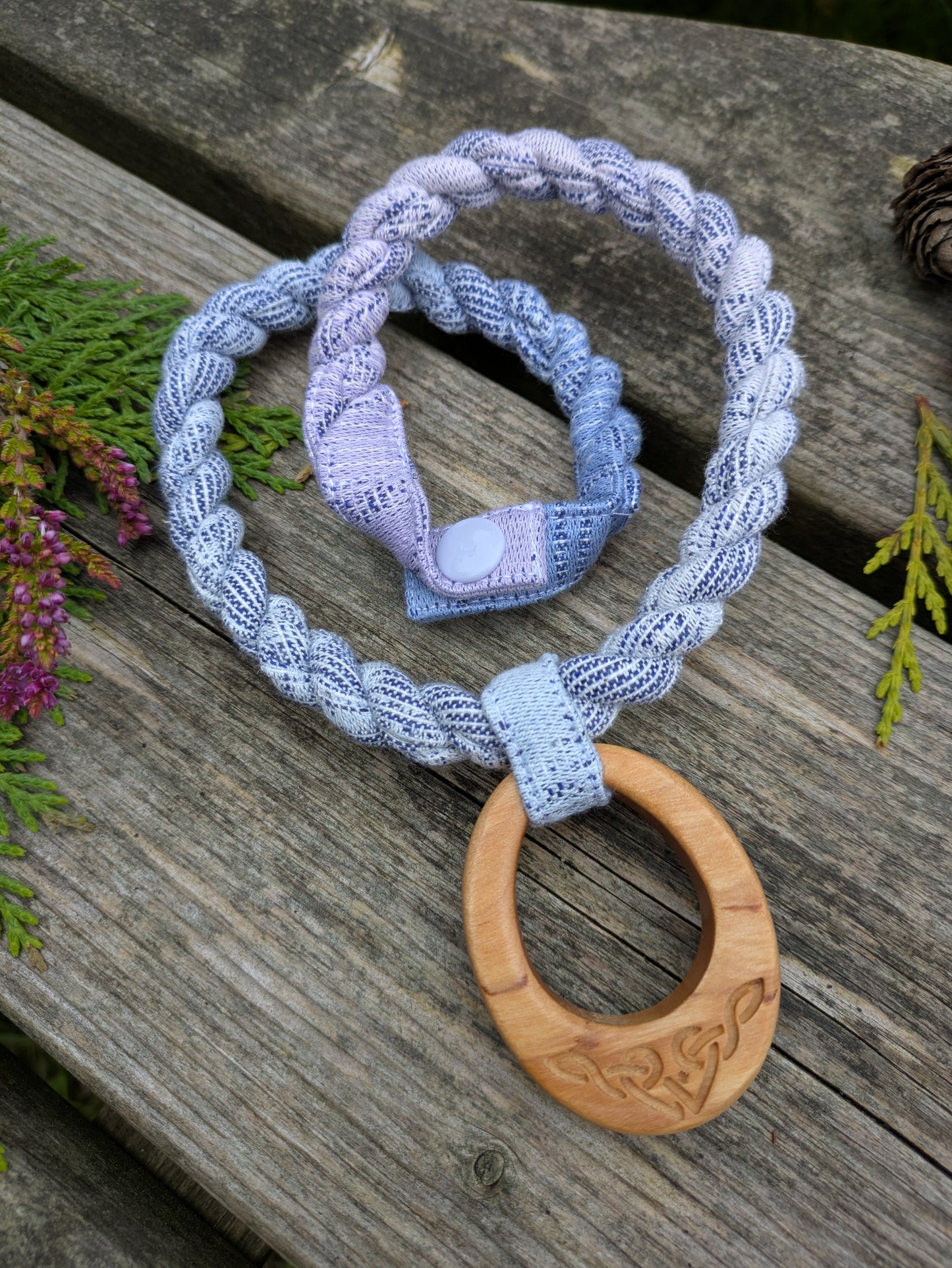Slingamebobs Necklace with Pendant