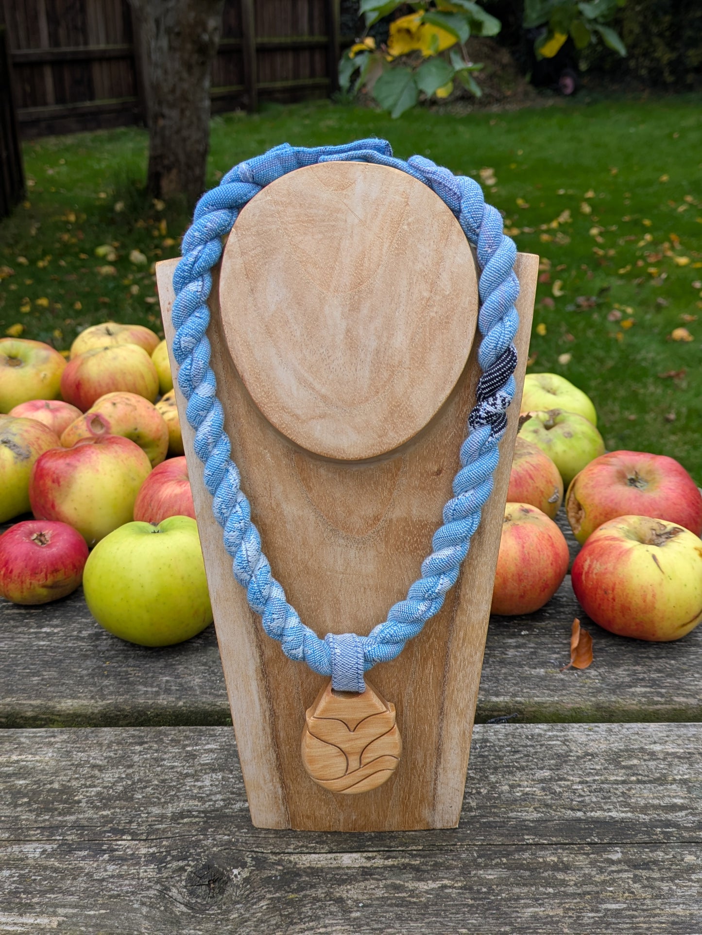Slingamebobs Necklace with Pendant