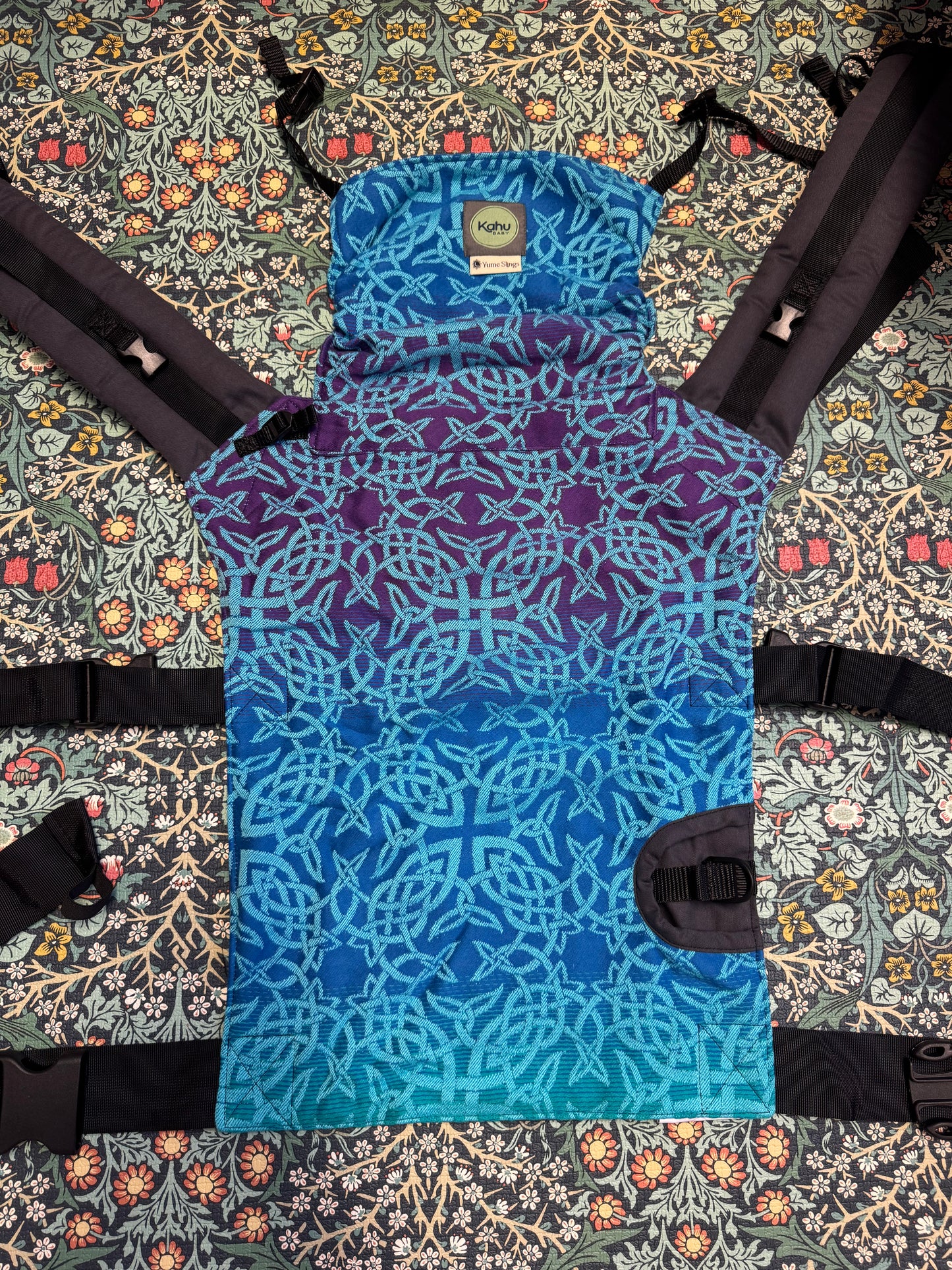 KahuBaby x Yume Pisces Baby Carrier