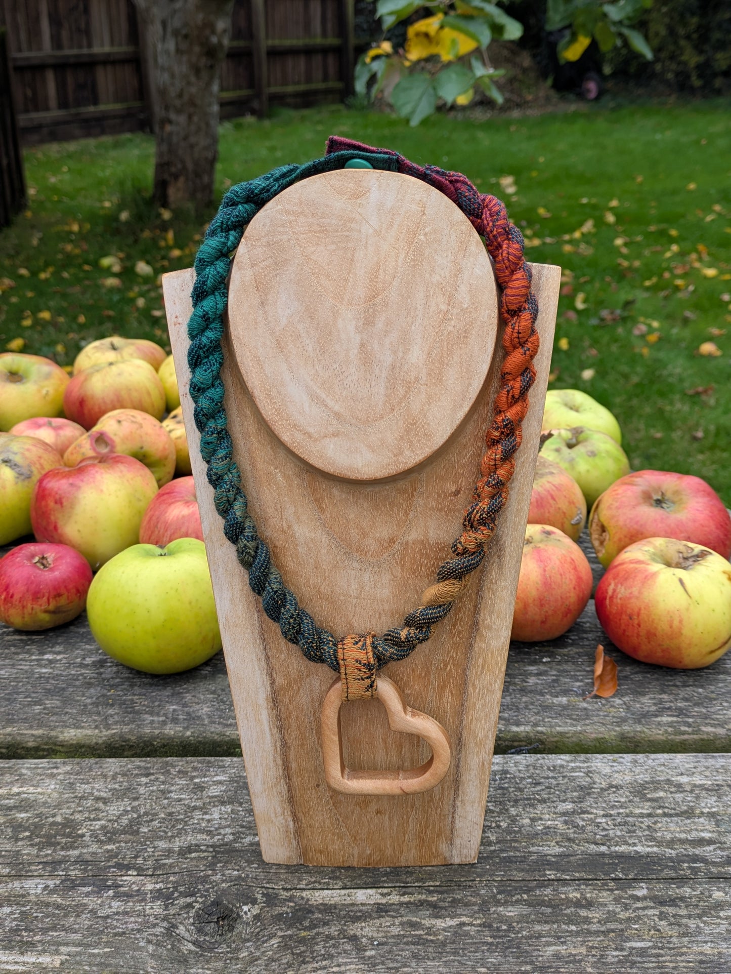 Slingamebobs Necklace with Pendant