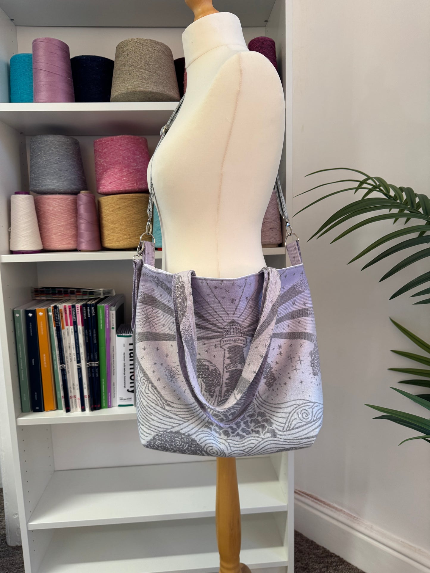 ‘Tori’ Travel Tote Bag