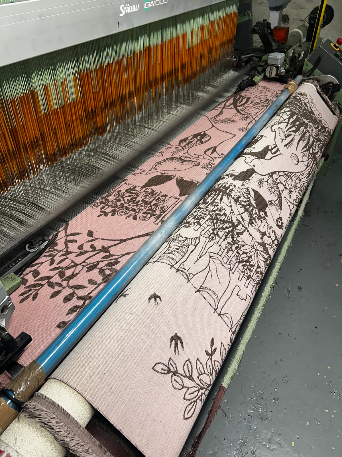 Gooseberry Lane ‘Morning Chorus’ Brushed Cotton Blanket - King Size
