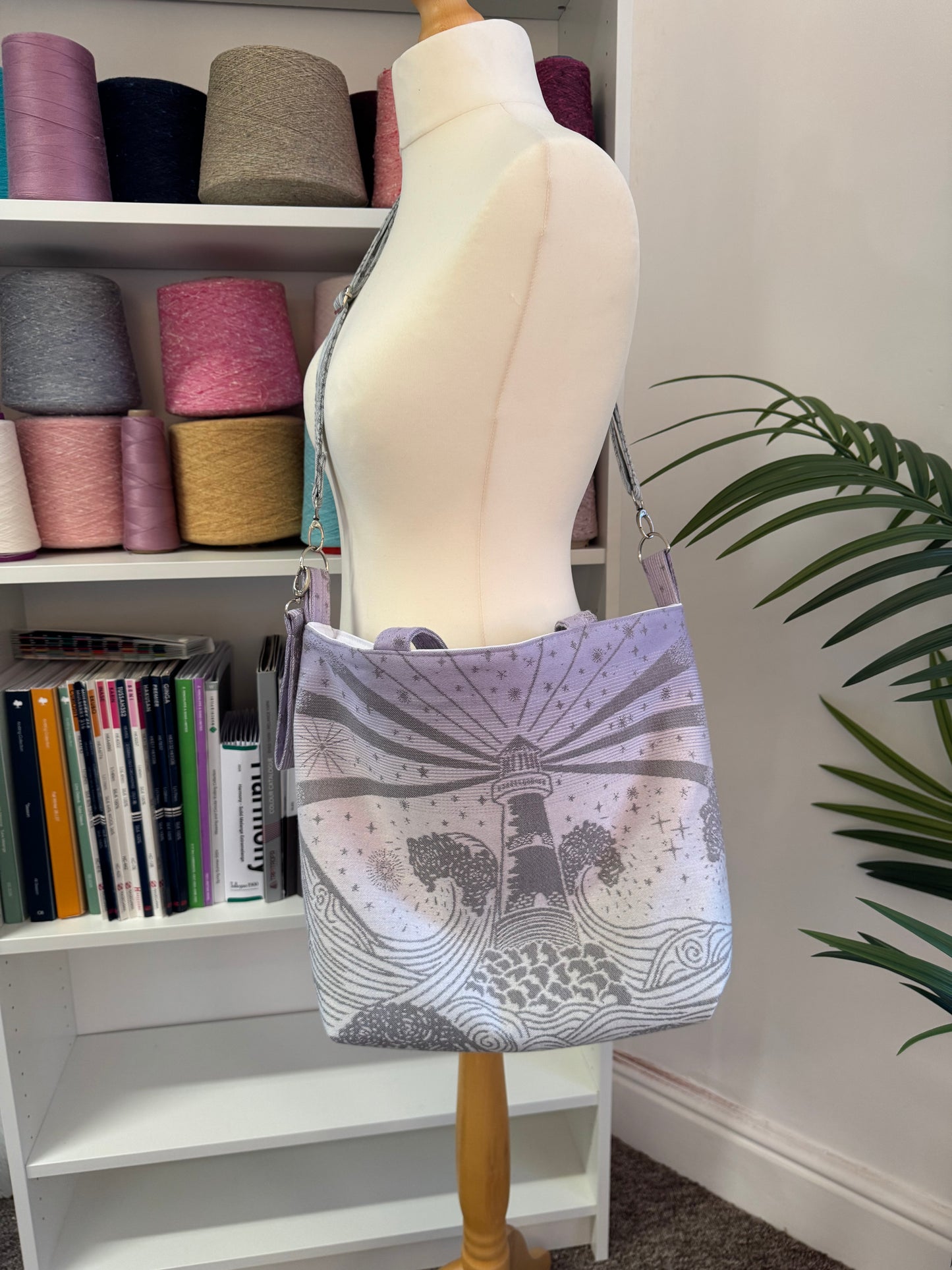 ‘Tori’ Travel Tote Bag