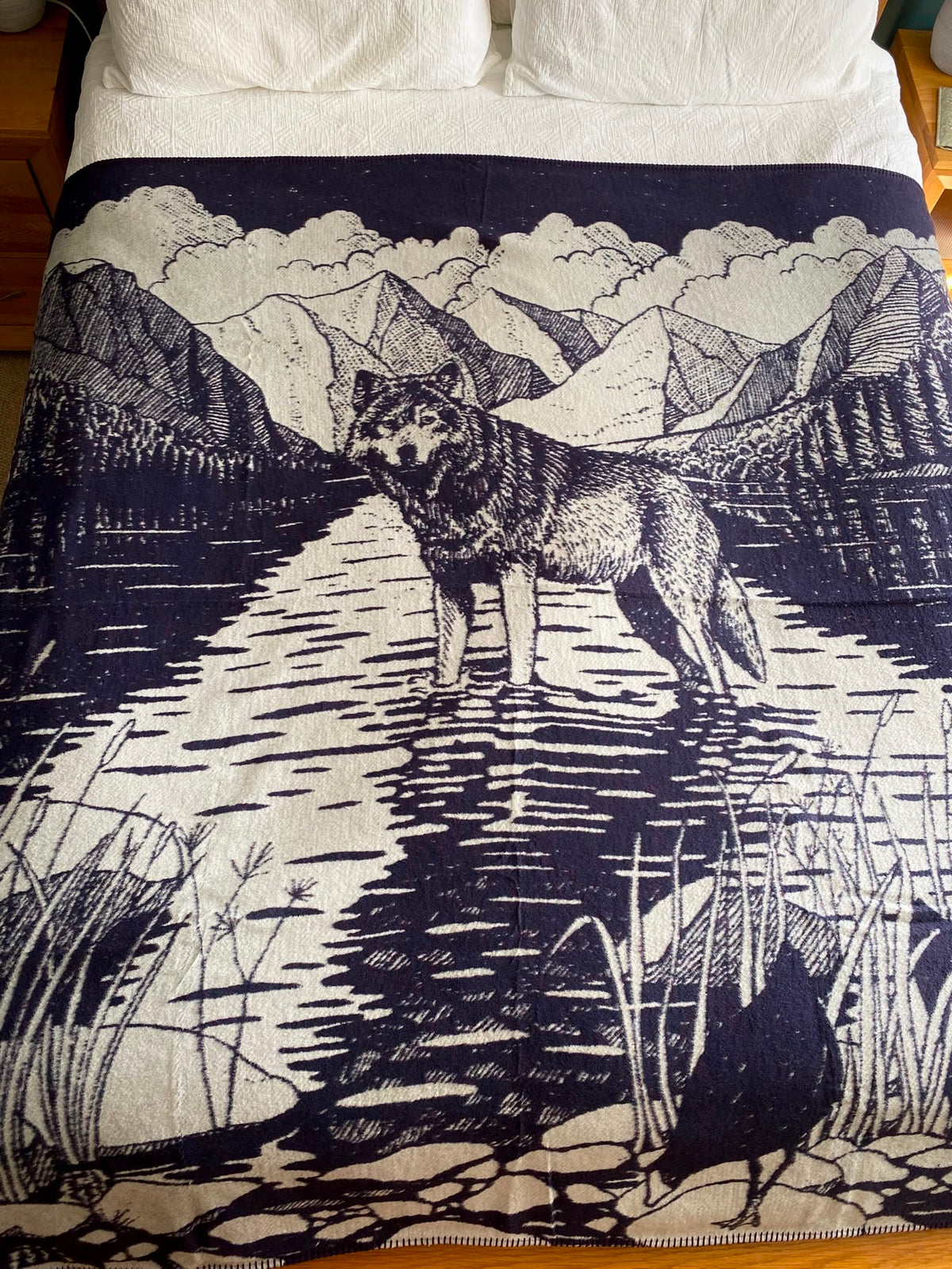 Wolf ‘Mountains Are Calling’ Brushed Cotton Blanket - King Size